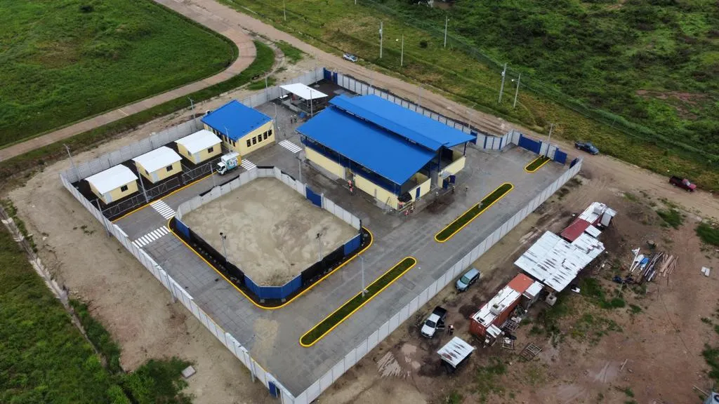 Construccion de un complejo especializado para la simulacion de intervenciones policiales