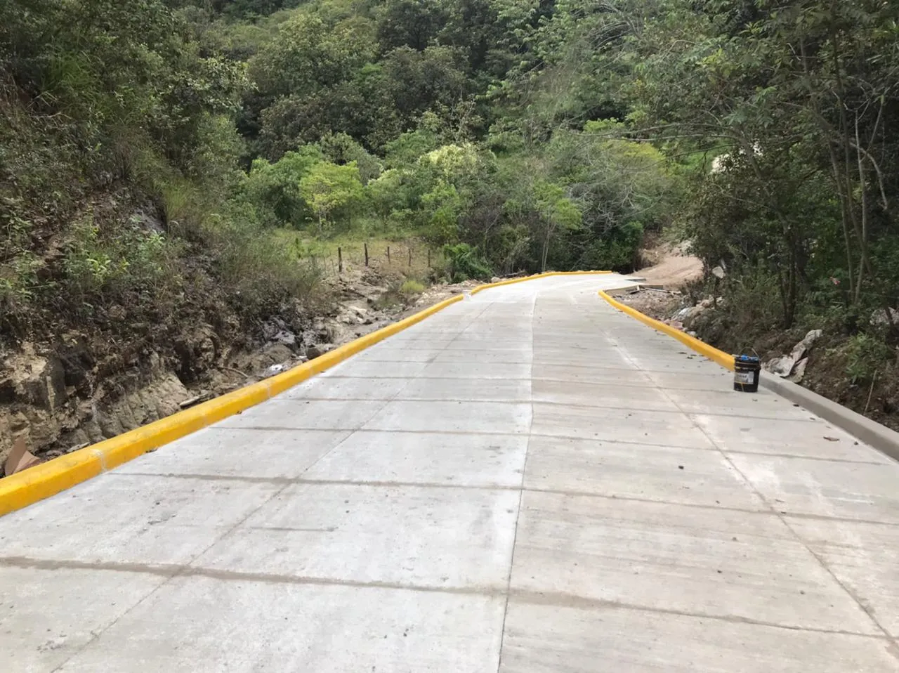 Pavimentación con concreto hidráulico de Calle en el sector de la Carretilla hacia salida de San Manuel de Colohete